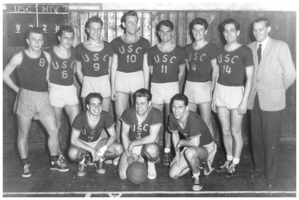 Diese Mannschaft errang in Düsseldorf die Vizemeisterschaft. Oben von links: Gerd Pflaumer, Dieter Überle, Fritz Neumann, Ulrich Ottmar, Oskar Roth, Werner Lamade, Joe Beinert, Walter Kaiser; unten v. l.: Manfred Ziegler, Kurt Siebenhaar, Horst Stein (Slg. Wolfgang Luckenbach)