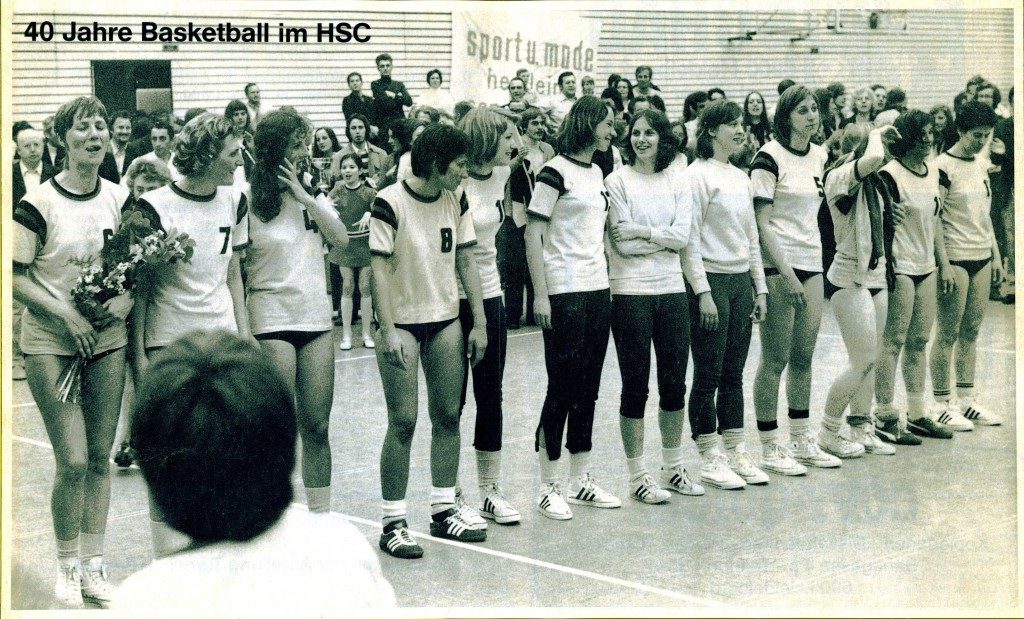 Die HSC-Meistermannschaft (von links): Helga Balzer, Hannelore Kreische, Iris Barton, Gabriele Bartel, Christina Hornung, Angela Bischler, Gudrun Wölke, Christine Weiß, Christine Haas, Ursula Reissner, Milena Veckova und Sarah Rühle (Quelle: „HSC-Information“ Nummer 202, 4. Quartal 1987)