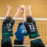 SG-Heidelberg Spieler vor dem Netz blockieren den Ball.